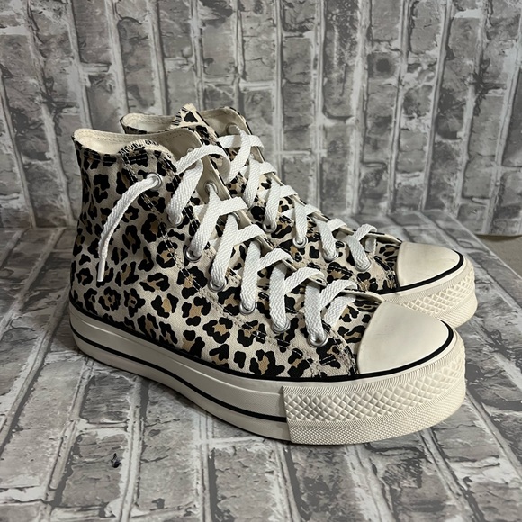 Converse Shoes - Converse Women’s Chuck Taylor All Star Lift Platform Canvas